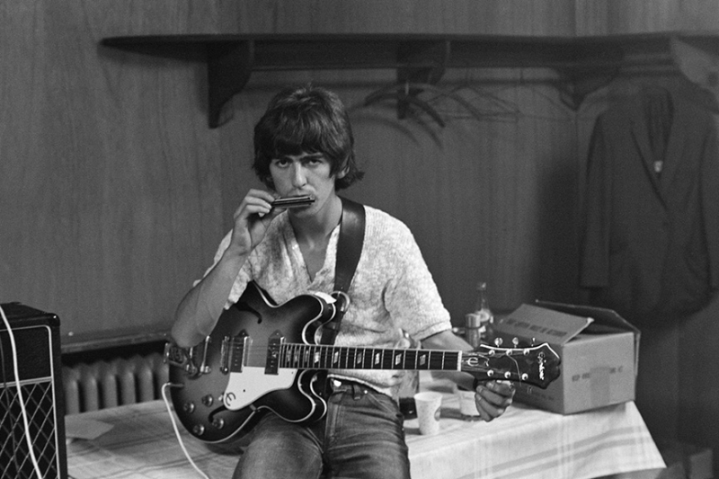 George Harrison Backstage, JFK Stadium, Philadelphia, PA, August 16, 1966 #2